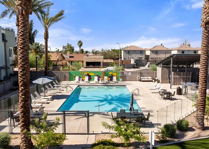 Vakantiehuis Copper Sky Townhome - Pool & Gym Phoenix