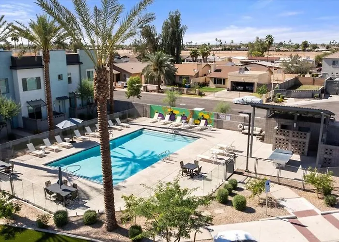 Copper Sky Townhome - Pool & Gym Vakantiehuis