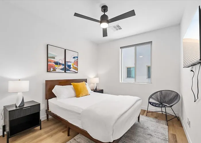 Copper Sky Townhome - Pool & Gym * Phoenix