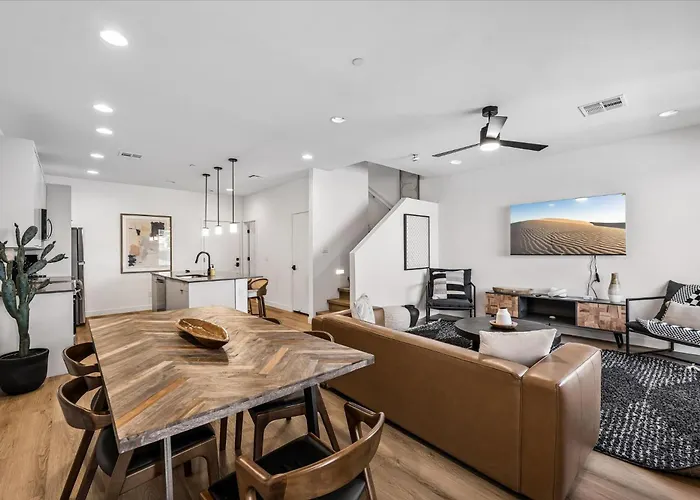 Vakantiehuis Copper Sky Townhome - Pool & Gym Phoenix